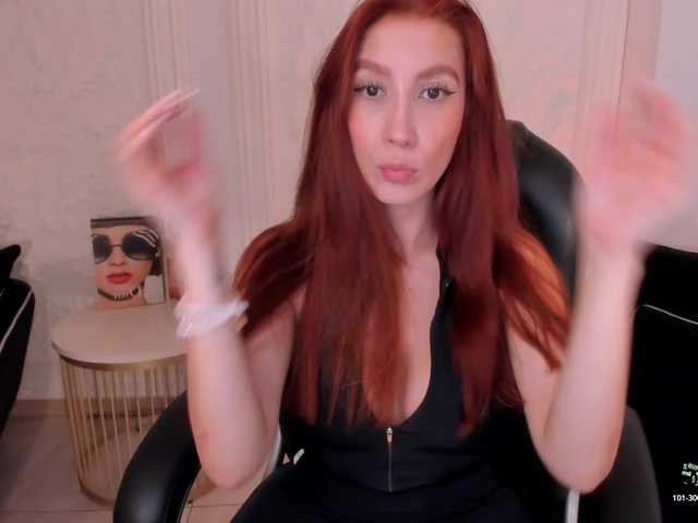 MiaFarrell live webcam show