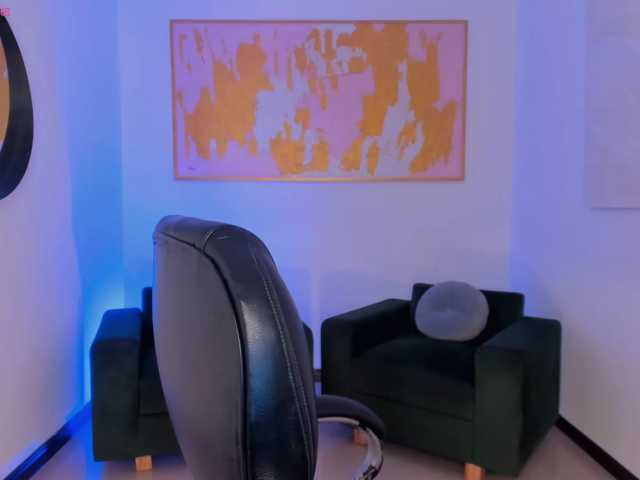 MiaFarrell live cam on BongaCams