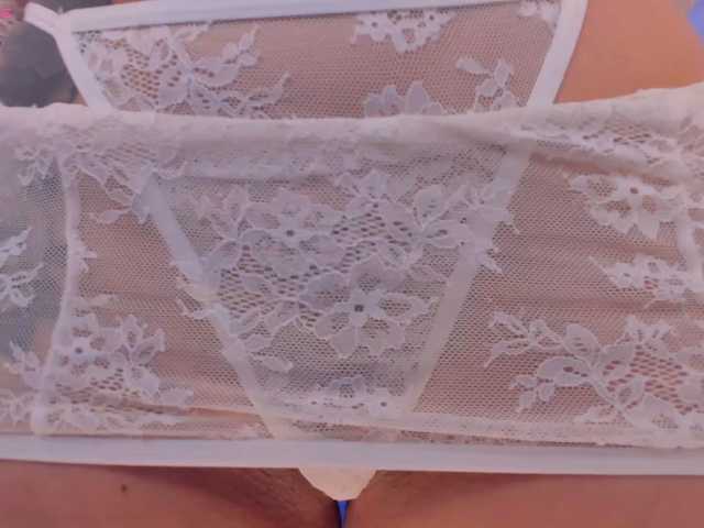 MiaFarrell live cam on BongaCams