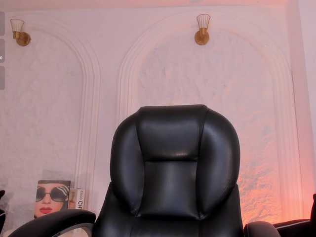 MiaFarrell live cam on BongaCams