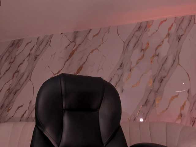 MiaFarrell live cam on BongaCams