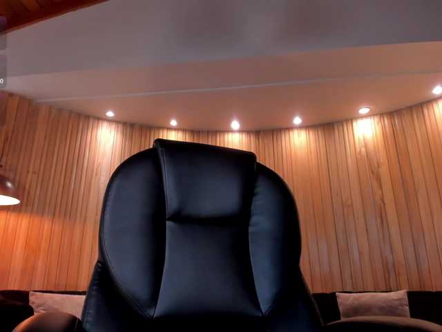 MiaFarrell live cam on BongaCams