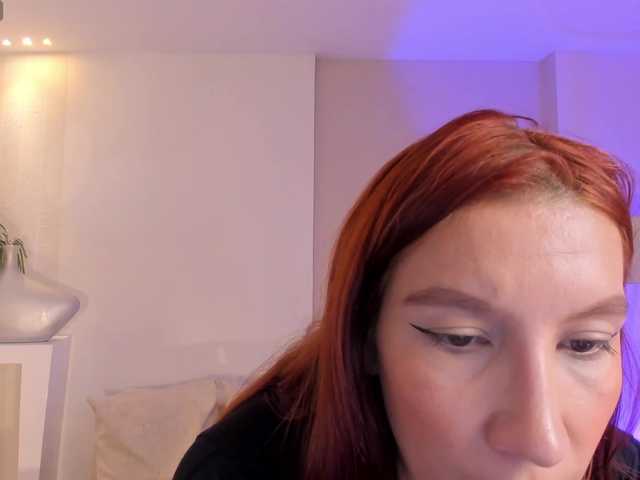 MiaFarrell live cam on BongaCams