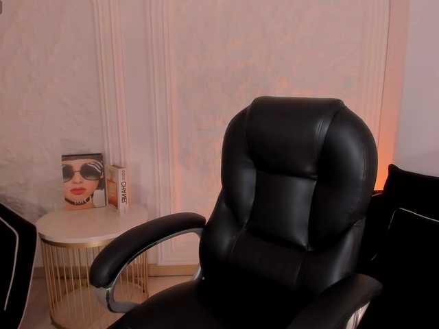 MiaFarrell live webcam show
