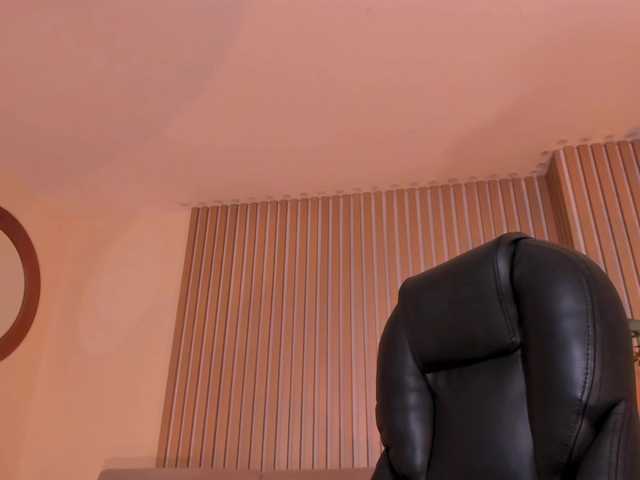 MiaFarrell live cam on BongaCams