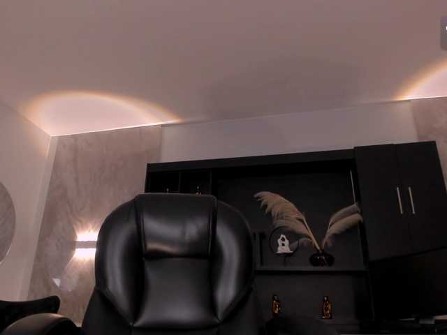 MiaFarrell live cam on BongaCams