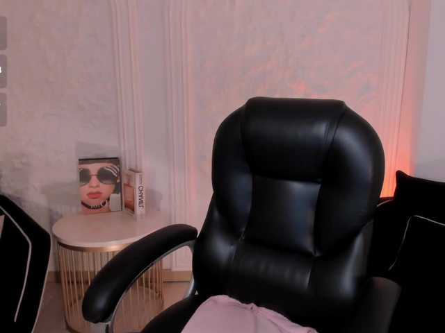 MiaFarrell live webcam show