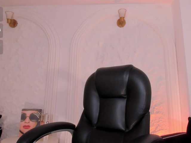 MiaFarrell live webcam show