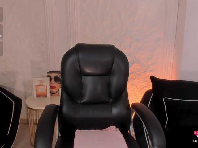 MiaFarrell live webcam show