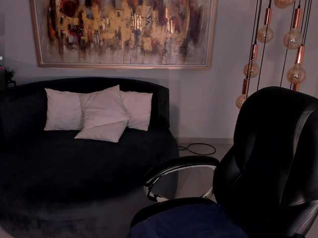 MiaFarrell live cam on BongaCams