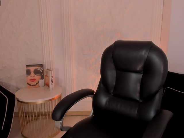 MiaFarrell live webcam show