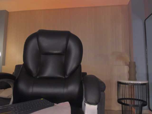 MiaFarrell live cam on BongaCams