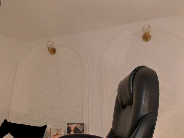MiaFarrell live cam on BongaCams