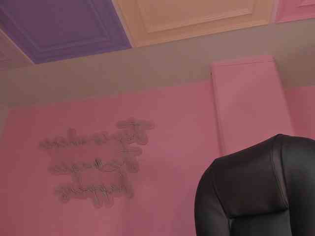 MiaFarrell webcam