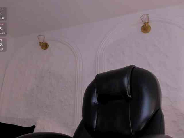 MiaFarrell webcam