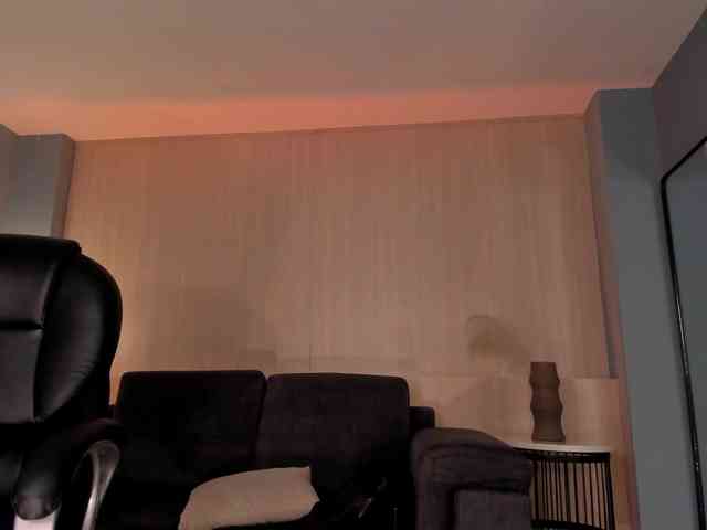 MiaFarrell Live Webcam on BongaCams