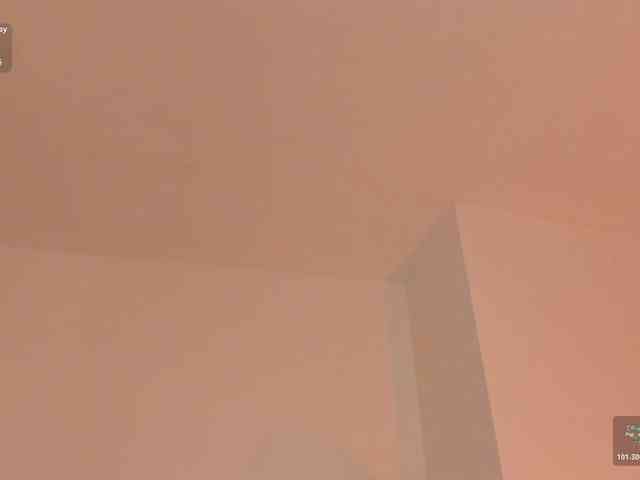 MiaFarrell webcam