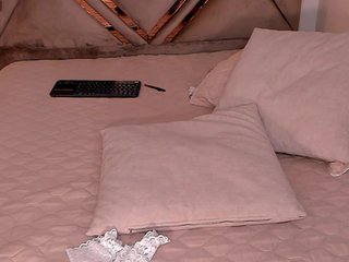 BellaCarteer Porn Show