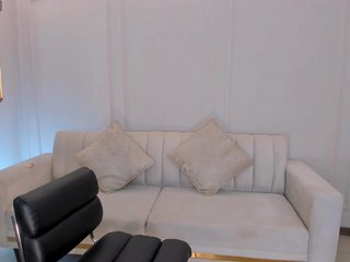 BellaCarteer Porn Show