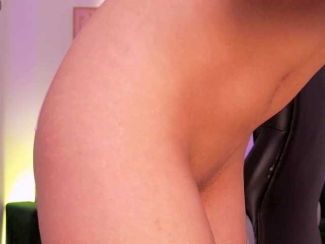 BellaCarteer live cam on BongaCams