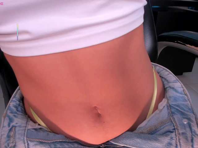 BellaCarteer live cam on BongaCams
