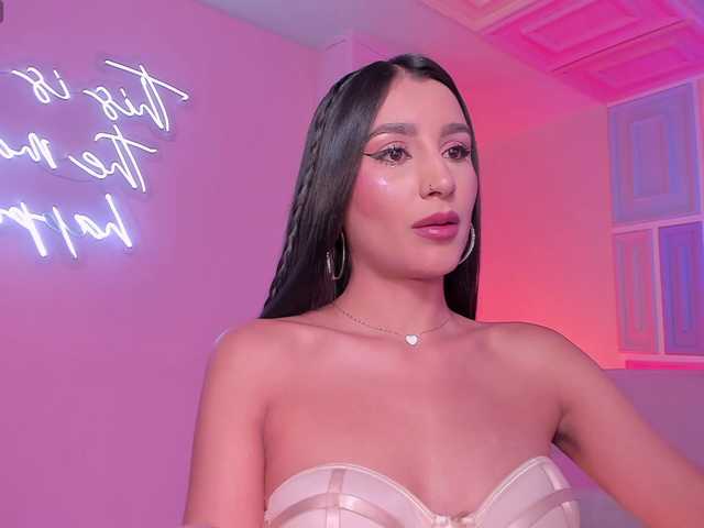 BellaCarteer live cam on BongaCams