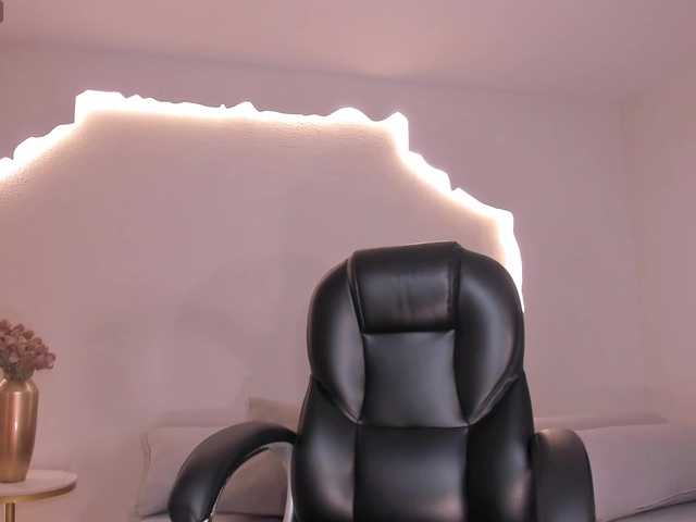 BellaCarteer live cam on BongaCams