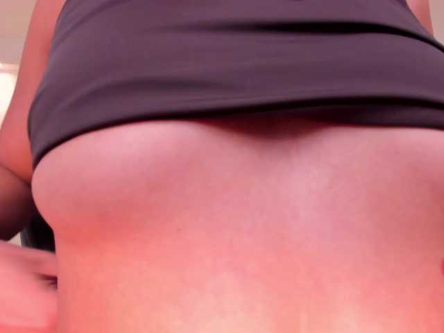 BellaCarteer live cam on BongaCams