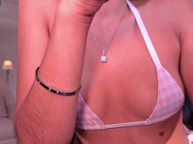 BellaCarteer live cam on BongaCams