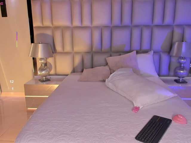 BellaCarteer live cam on BongaCams