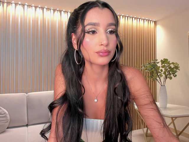 BellaCarteer's BongaCams show and profile