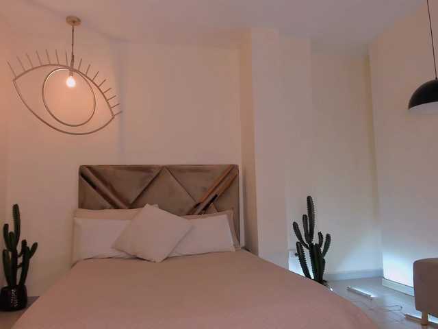 BellaCarteer's BongaCams show and profile