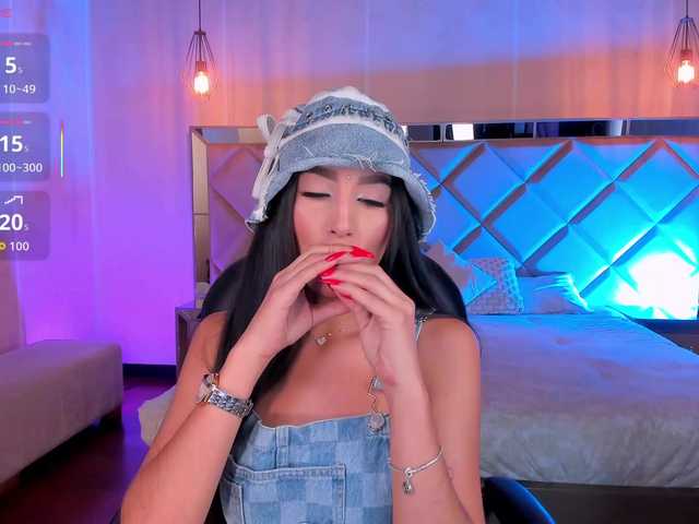 BellaCarteer live cam on BongaCams