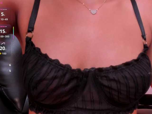 BellaCarteer live cam on BongaCams