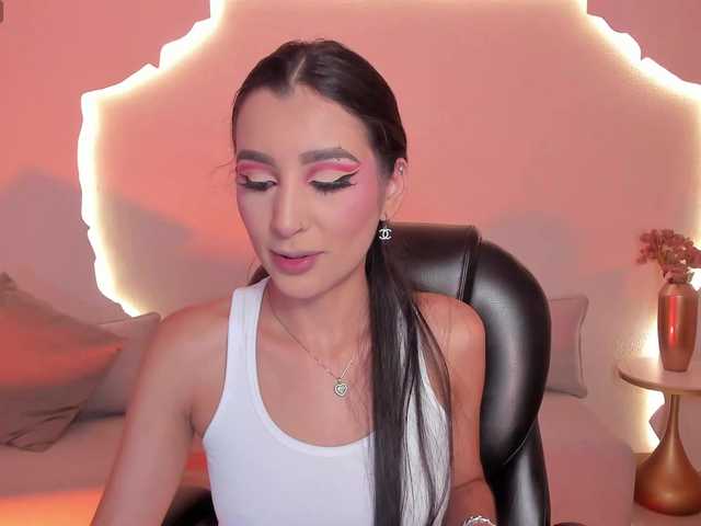 BellaCarteer live cam on BongaCams