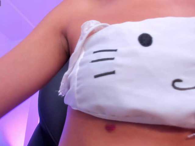 BellaCarteer live cam on BongaCams