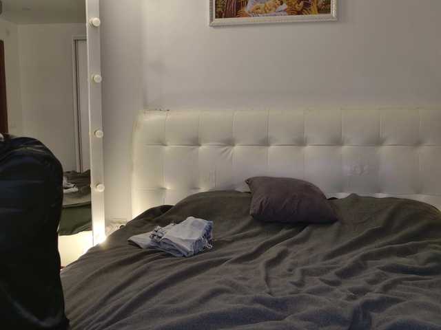 franksalise live cam on BongaCams