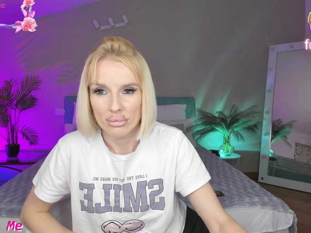 lana-sweetie live cam on BongaCams