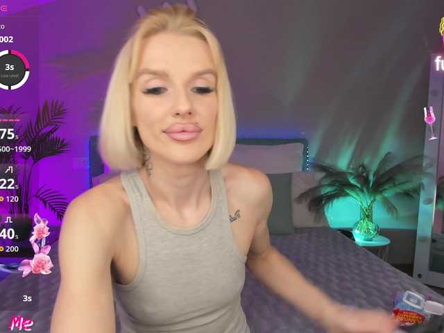 lana-sweetie live webcam show