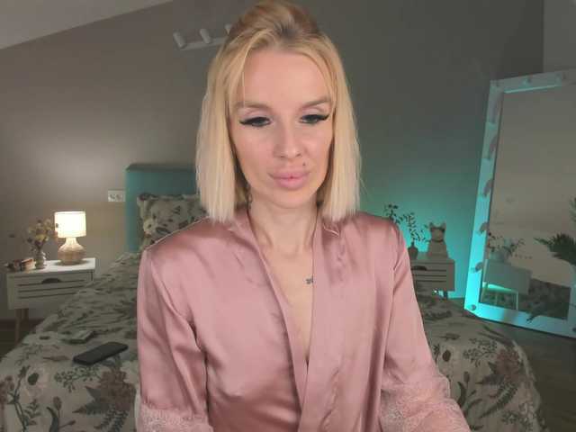 lana-sweetie live cam on BongaCams