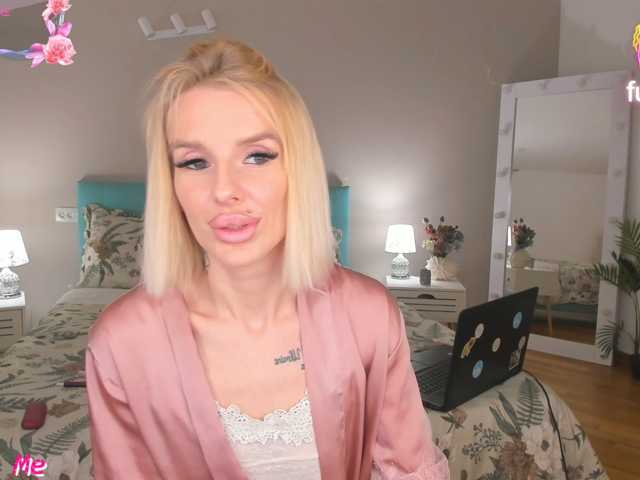 lana-sweetie live cam on BongaCams