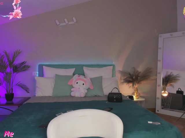 lana-sweetie live webcam show