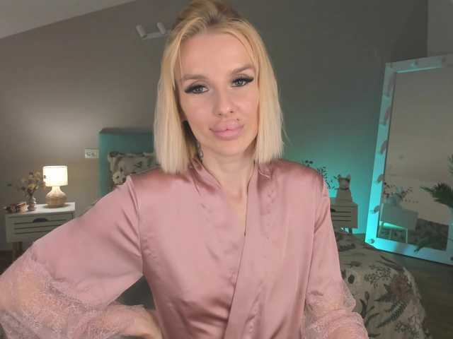 lana-sweetie live cam on BongaCams