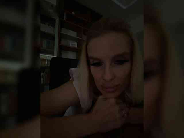 lana-sweetie webcam