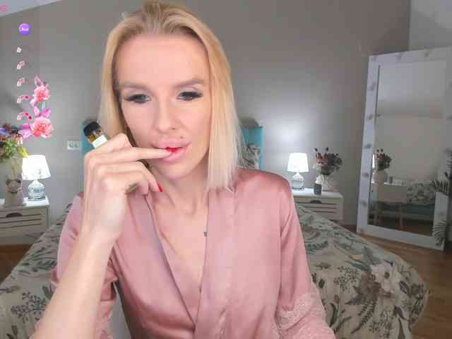 lana-sweetie webcam