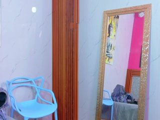 kinkyandsavage's Live Webcam