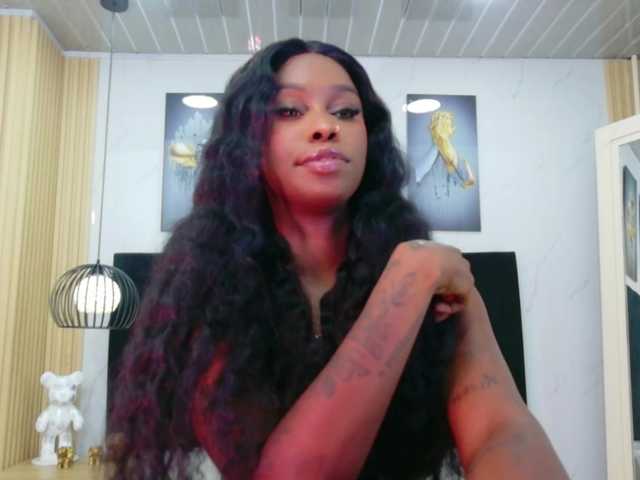 kinkyandsavage live webcam show