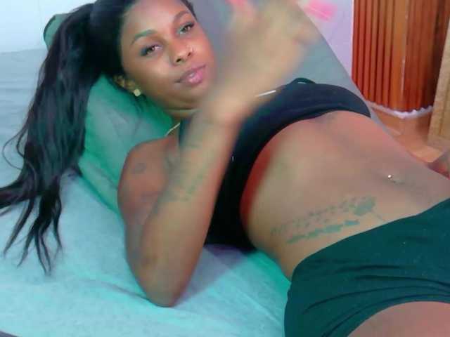 kinkyandsavage live cam on BongaCams