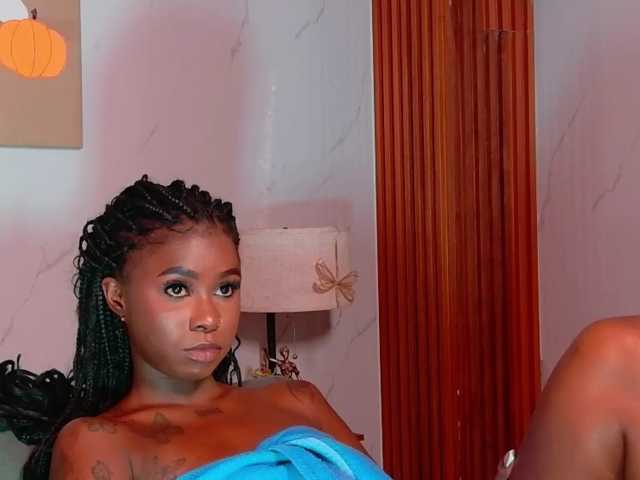 kinkyandsavage live cam on BongaCams