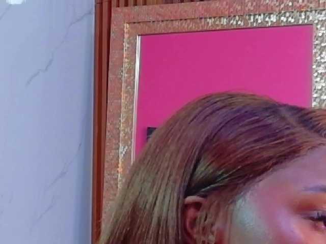 kinkyandsavage live cam on BongaCams
